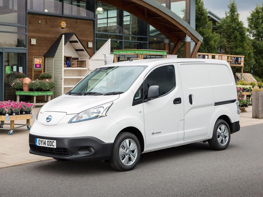  Nissan e-NV200 Van 2014 года  (UK) (фото 13 из 30)